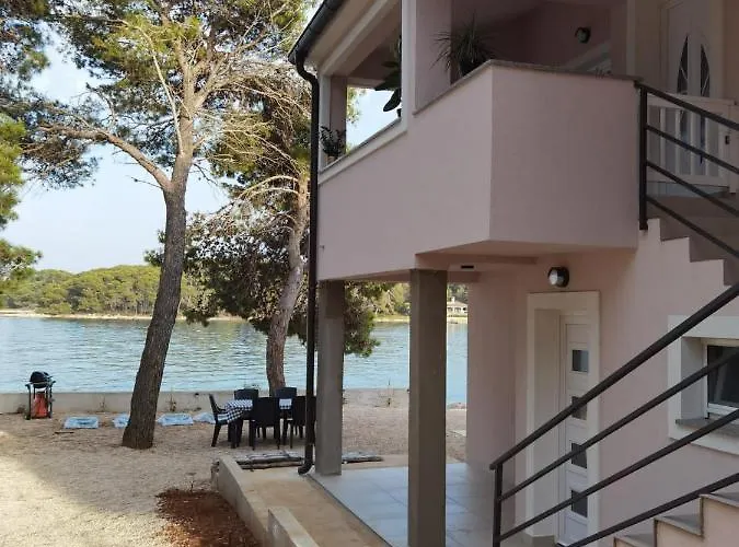 Διαμέρισμα Adrijana Ugljan
