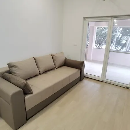 Adrijana Apartman *