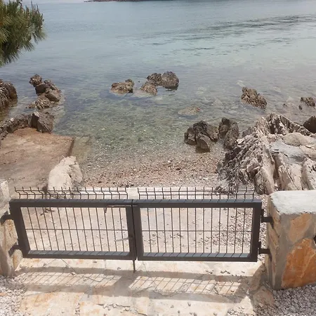 Adrijana Apartman Ugljan